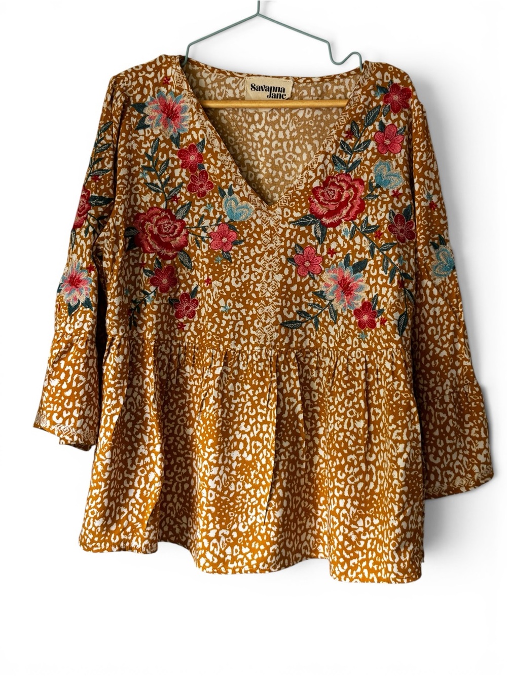 Savanna Jane Women's Mustard Floral Embroidered V-Neck Top Medium - Picture 1 of 2